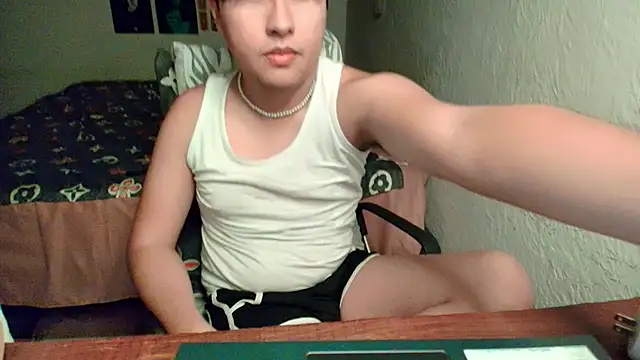 Snapshot of shinji-18 chatting on March 2025 11:42:01 PM shinji-18 online show from March 2025 11:42:01 PM