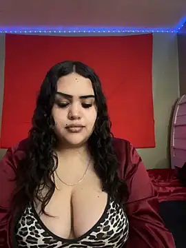 iTrapXXXBACKUP online show from January 2025 04:22:02 AM