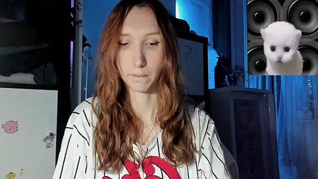 Snapshot of LisaIcon chatting on February 2025 01:08:02 PM LisaIcon online show from February 2025 01:08:02 PM