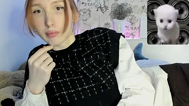 Snapshot of LisaIcon chatting on March 2025 07:07:02 PM LisaIcon online show from March 2025 07:07:02 PM