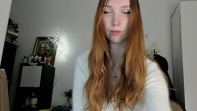 Snapshot of LisaIcon chatting on February 2026 12:32:01 PM LisaIcon online show from February 2026 12:32:01 PM