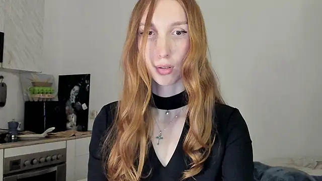 Snapshot of LisaIcon chatting on February 2026 08:37:02 PM LisaIcon online show from February 2026 08:37:02 PM