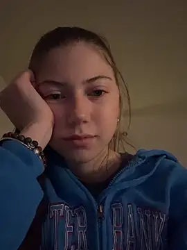 Snapshot of emilycoco chatting on March 2026 04:49:02 AM emilycoco online show from March 2026 04:49:02 AM