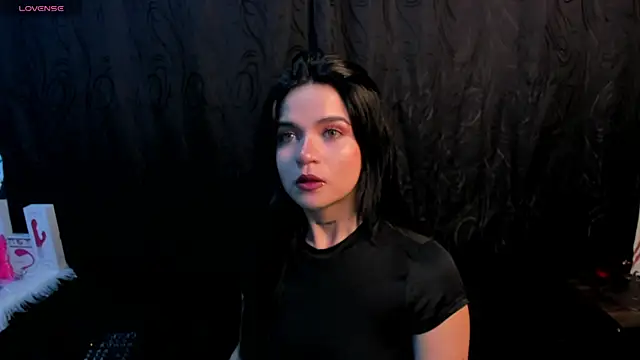 Snapshot of Kylie-fox chatting on December 2024 02:17:02 AM Kylie-fox online show from December 2024 02:17:02 AM