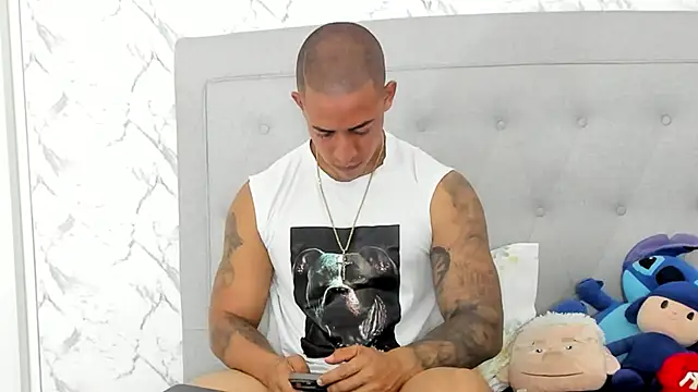 luigiferrara online show from March 2025 01:10:01 AM