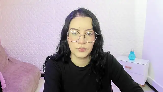 Violetaa diazz online show from September 2025 09:09:02 PM