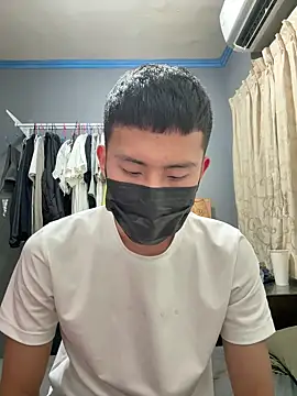 Benson18y online show from December 2024 05:21:01 PM