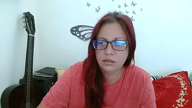 LadyHellene online show from June 2026 04:46:01 AM
