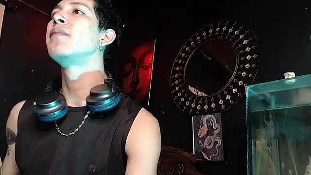 Godly huan online show from May 2026 12:49:01 AM