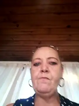 Kimmyb777 online show from June 2026 01:52:01 PM