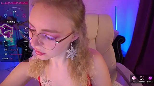 Snapshot of EmilySunshineS chatting on January 2025 09:47:01 PM EmilySunshineS online show from January 2025 09:47:01 PM