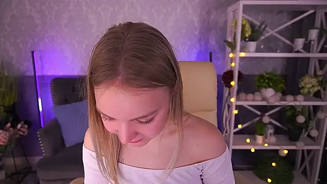 Snapshot of EmilySunshineS chatting on February 2025 09:49:02 PM EmilySunshineS online show from February 2025 09:49:02 PM