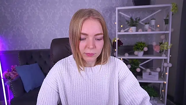 Snapshot of EmilySunshineS chatting on September 2025 06:29:02 AM EmilySunshineS online show from September 2025 06:29:02 AM