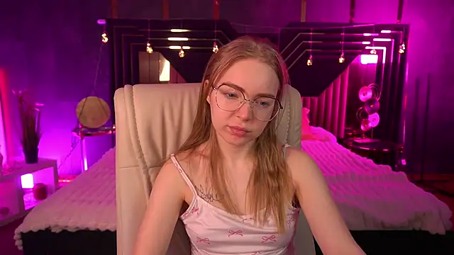 EmilySunshineS online show from March 2026 07:23:02 AM