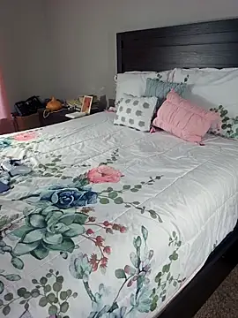 Snapshot of FragrantWind5 chatting on October 2025 03:58:01 PM FragrantWind5 online show from October 2025 03:58:01 PM