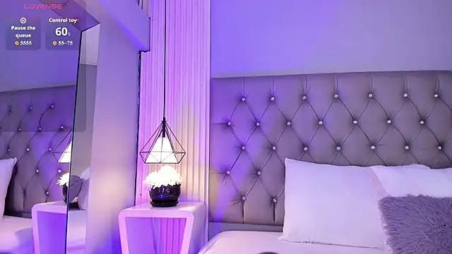 VioletthaRous online show from June 2026 11:09:02 PM