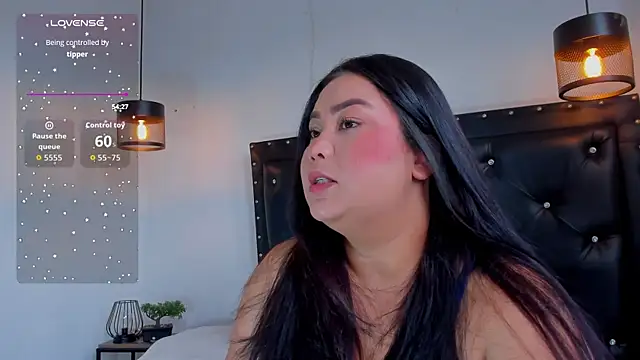 victoriajk online show from April 2026 12:53:02 PM