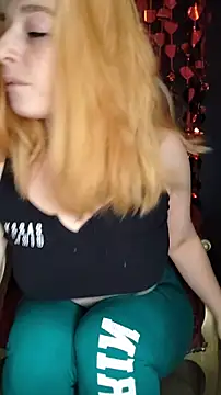 Snapshot of Sweet-SpicyOff chatting on February 2025 09:35:01 AM Sweet-SpicyOff online show from February 2025 09:35:01 AM