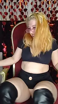 Snapshot of Sweet-SpicyOff chatting on March 2025 09:11:02 PM Sweet-SpicyOff online show from March 2025 09:11:02 PM