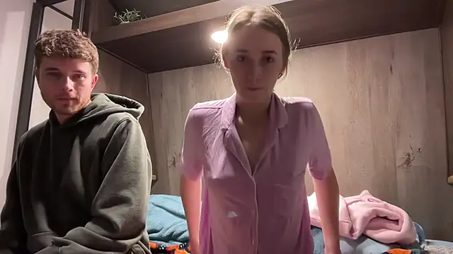 Snapshot of Maxinebabyyy chatting on December 2024 05:29:02 AM Maxinebabyyy online show from December 2024 05:29:02 AM