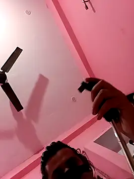 Snapshot of saviverma2024 chatting on December 2024 10:28:01 AM saviverma2024 online show from December 2024 10:28:01 AM