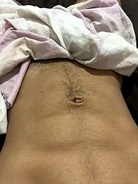 Snapshot of E_Himeros chatting on November 2025 12:38:01 PM E Himeros online show from November 2025 12:38:01 PM