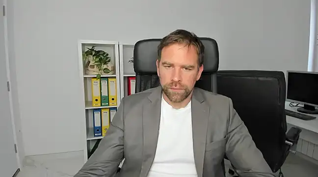 John-E-Dough online show from December 2024 08:44:02 AM