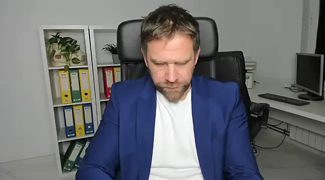 John-E-Dough online show from December 2024 05:16:02 AM