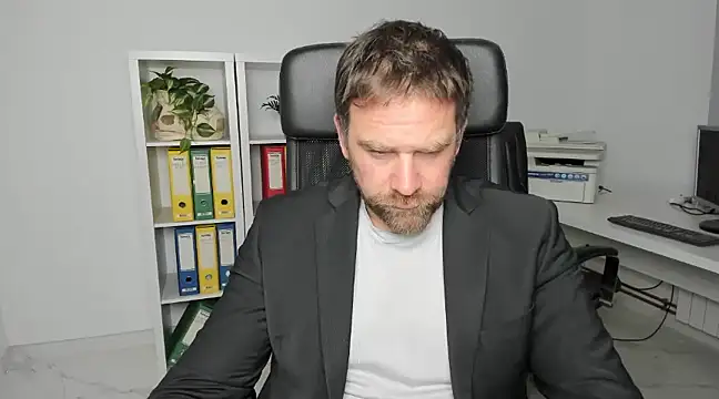 John-E-Dough online show from December 2024 04:13:01 AM