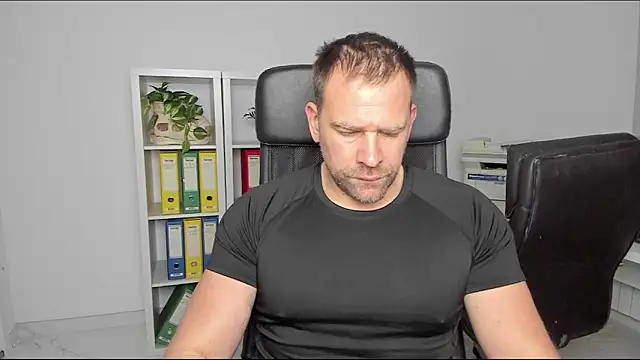 John-E-Dough online show from December 2024 04:51:02 AM