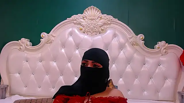 Snapshot of Hajar_Kar chatting on January 2025 12:20:02 PM Hajar Kar online show from January 2025 12:20:02 PM