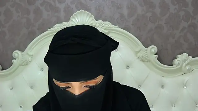 Snapshot of Hajar_Kar chatting on September 2025 08:08:01 AM Hajar Kar online show from September 2025 08:08:01 AM