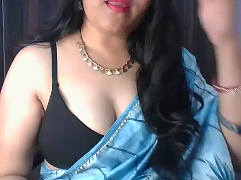 santurmom online show from February 2026 05:44:01 PM