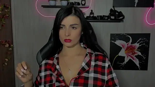 Snapshot of KayWuds chatting on December 2024 05:20:02 PM KayWuds online show from December 2024 05:20:02 PM