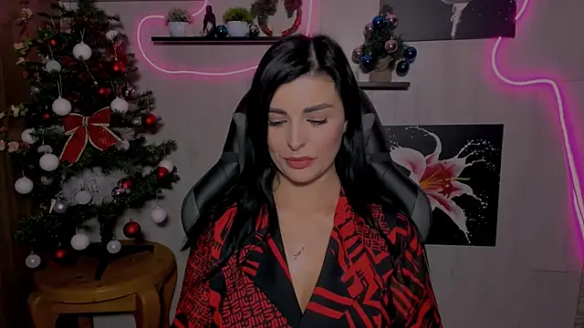 Snapshot of KayWuds chatting on December 2024 02:16:02 PM KayWuds online show from December 2024 02:16:02 PM