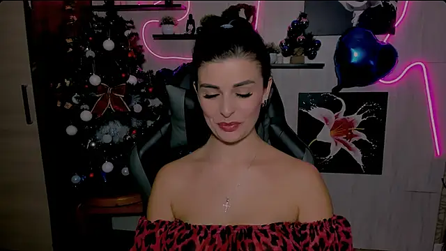 Snapshot of KayWuds chatting on January 2025 05:37:02 PM KayWuds online show from January 2025 05:37:02 PM