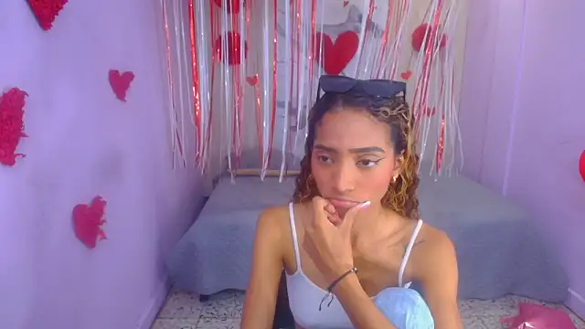 Charlotte Love10 online show from February 2025 11:47:02 AM