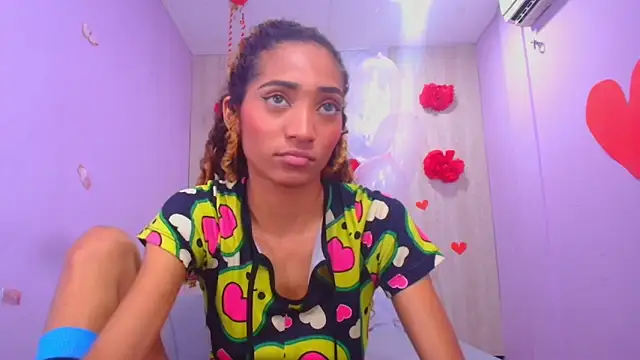 Charlotte Love10 online show from February 2025 01:40:02 PM