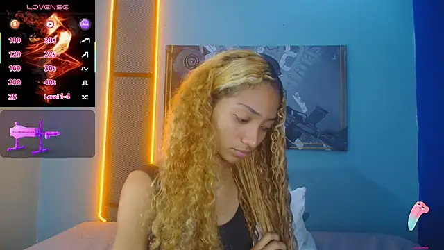 Charlotte Love10 online show from November 2025 11:44:02 AM