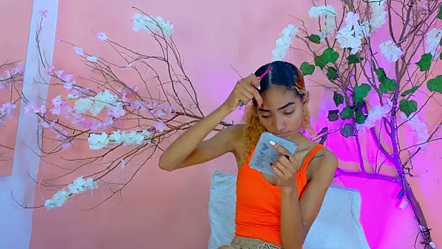 Snapshot of Charlotte_Love10 chatting on February 2026 02:06:02 PM Charlotte Love10 online show from February 2026 02:06:02 PM