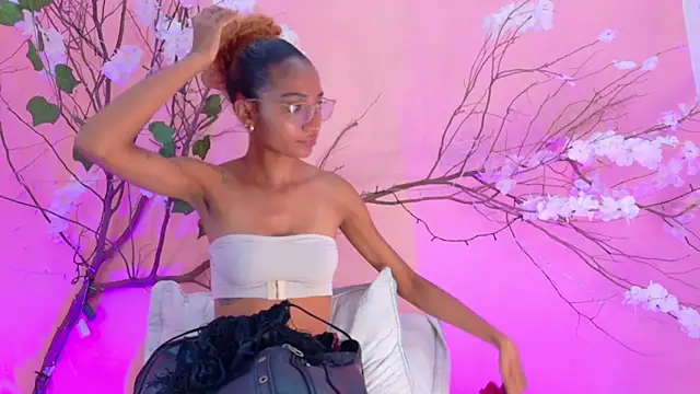 Snapshot of Charlotte_Love10 chatting on March 2026 11:59:01 AM Charlotte Love10 online show from March 2026 11:59:01 AM