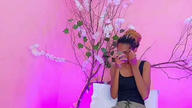 Snapshot of Charlotte_Love10 chatting on March 2026 11:38:01 AM Charlotte Love10 online show from March 2026 11:38:01 AM