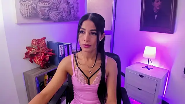 Snapshot of saralife chatting on January 2025 12:05:02 PM saralife online show from January 2025 12:05:02 PM