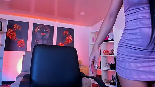 Snapshot of saralife chatting on October 2025 10:19:02 AM saralife online show from October 2025 10:19:02 AM