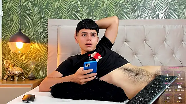 Snapshot of Nathaniel_Park chatting on January 2025 08:24:01 AM Nathaniel Park online show from January 2025 08:24:01 AM