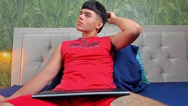 Snapshot of Nathaniel_Park chatting on January 2025 12:06:02 AM Nathaniel Park online show from January 2025 12:06:02 AM