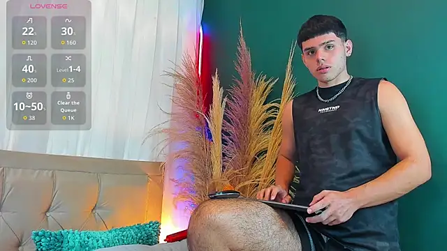 Snapshot of Nathaniel_Park chatting on September 2025 03:33:02 AM Nathaniel Park online show from September 2025 03:33:02 AM