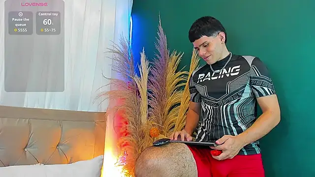 Snapshot of Nathaniel_Park chatting on October 2025 10:49:02 PM Nathaniel Park online show from October 2025 10:49:02 PM