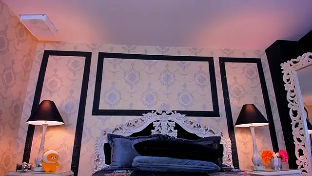 Snapshot of ImSophiie chatting on January 2025 11:13:01 PM ImSophiie online show from January 2025 11:13:01 PM