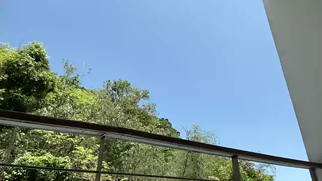 Leylah Linda online show from April 2026 06:18:01 AM